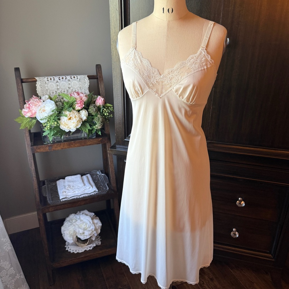 Vintage Hanna Ivory Slip Dress Nylon Lace Trim Womens M 38 Old Hollywood Romance